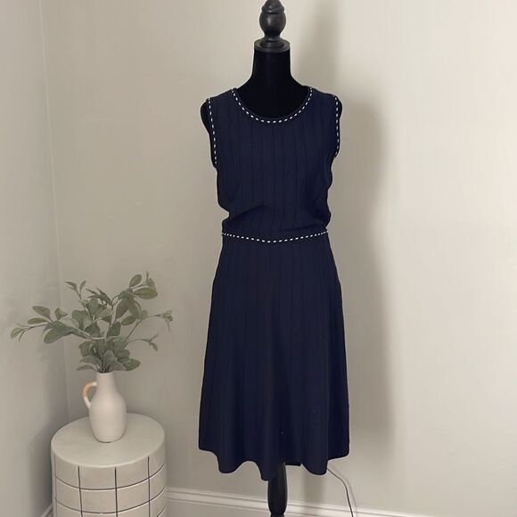 Banana Republic Navy A-Line Dress. Size Small - Picture 1 of 10